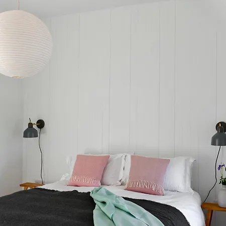 The Row In Town Holiday home *