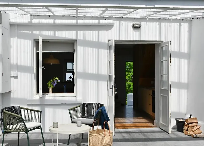 The Row In Town Semesterbostad *