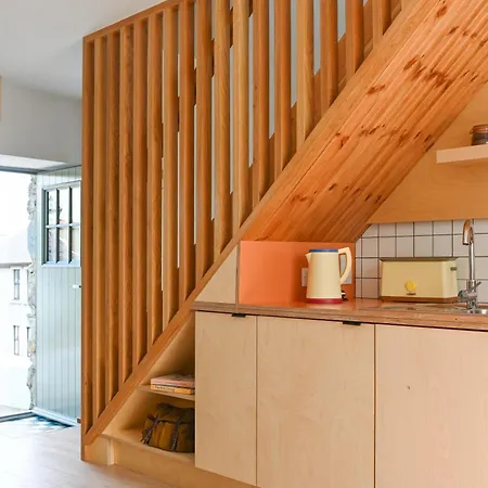 The Row In Town * 韦斯特波特