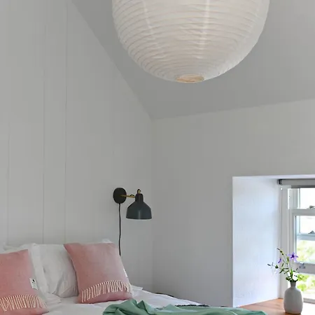 度假居 The Row In Town